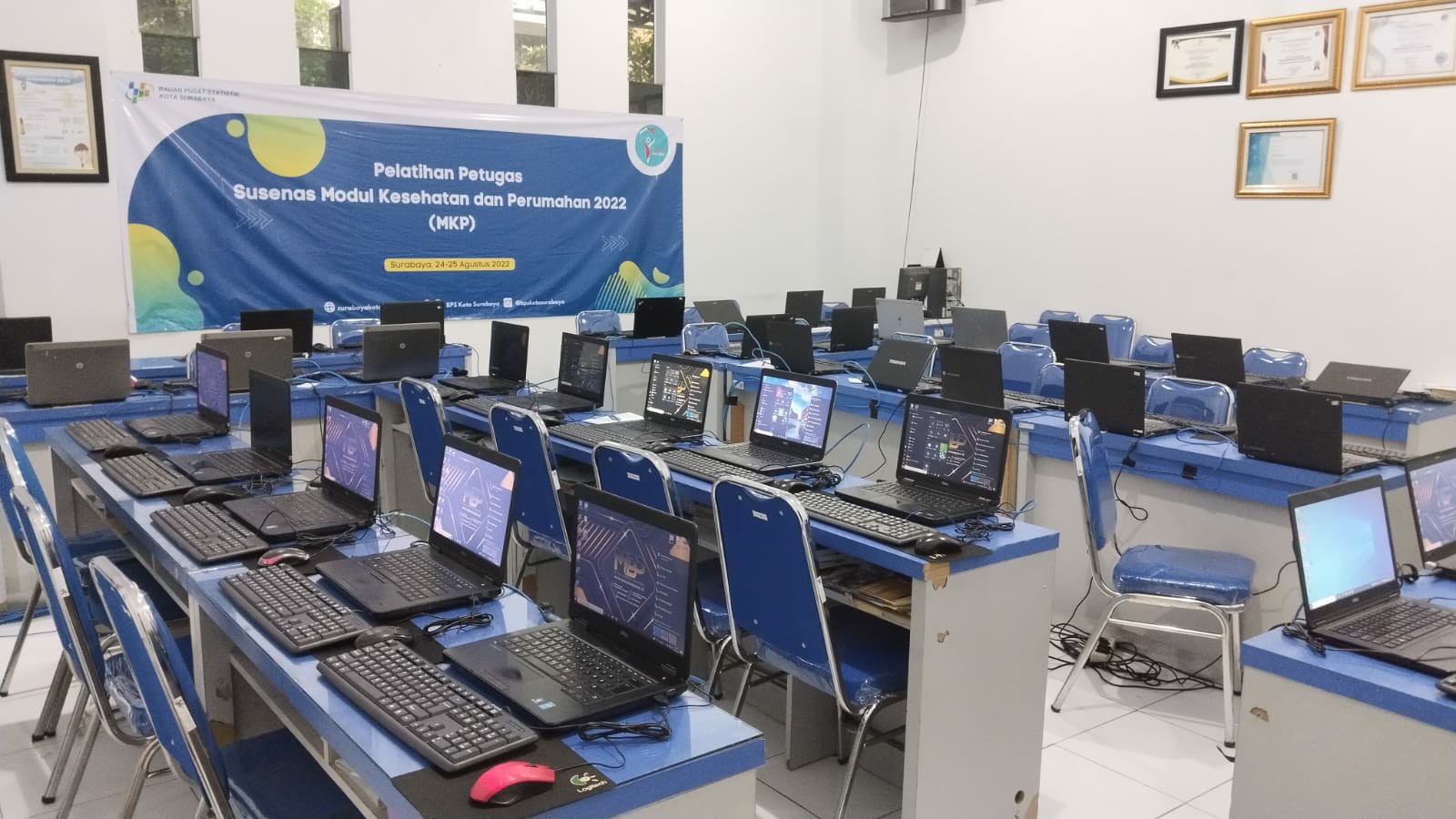 Dokumentasi Teknisi Standby Sewa Laptop Jogja